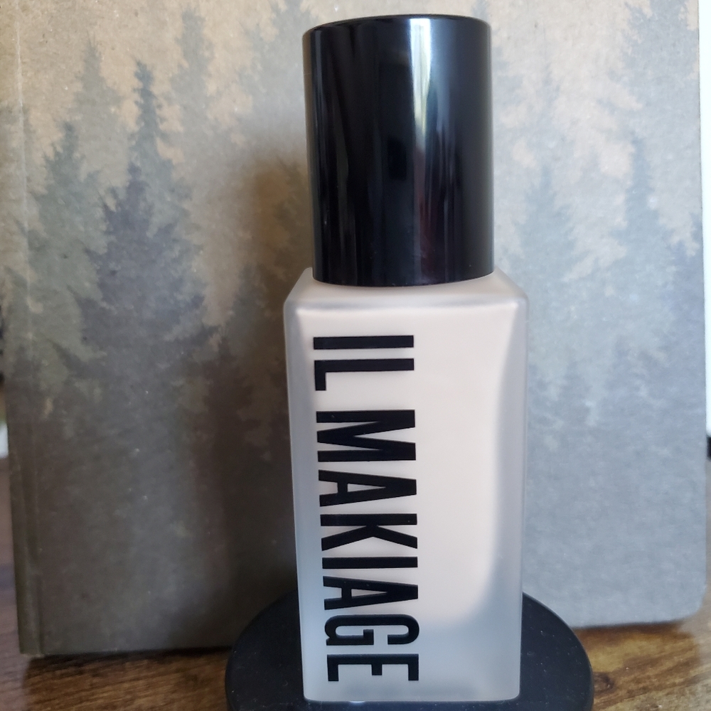 IL MAKIAGE #60 + eyeliner